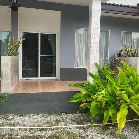 Yuwadee Resort Chalong Ngoại thất bức ảnh
