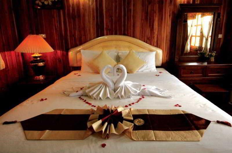 Yuwadee Resort Chalong Ngoại thất bức ảnh