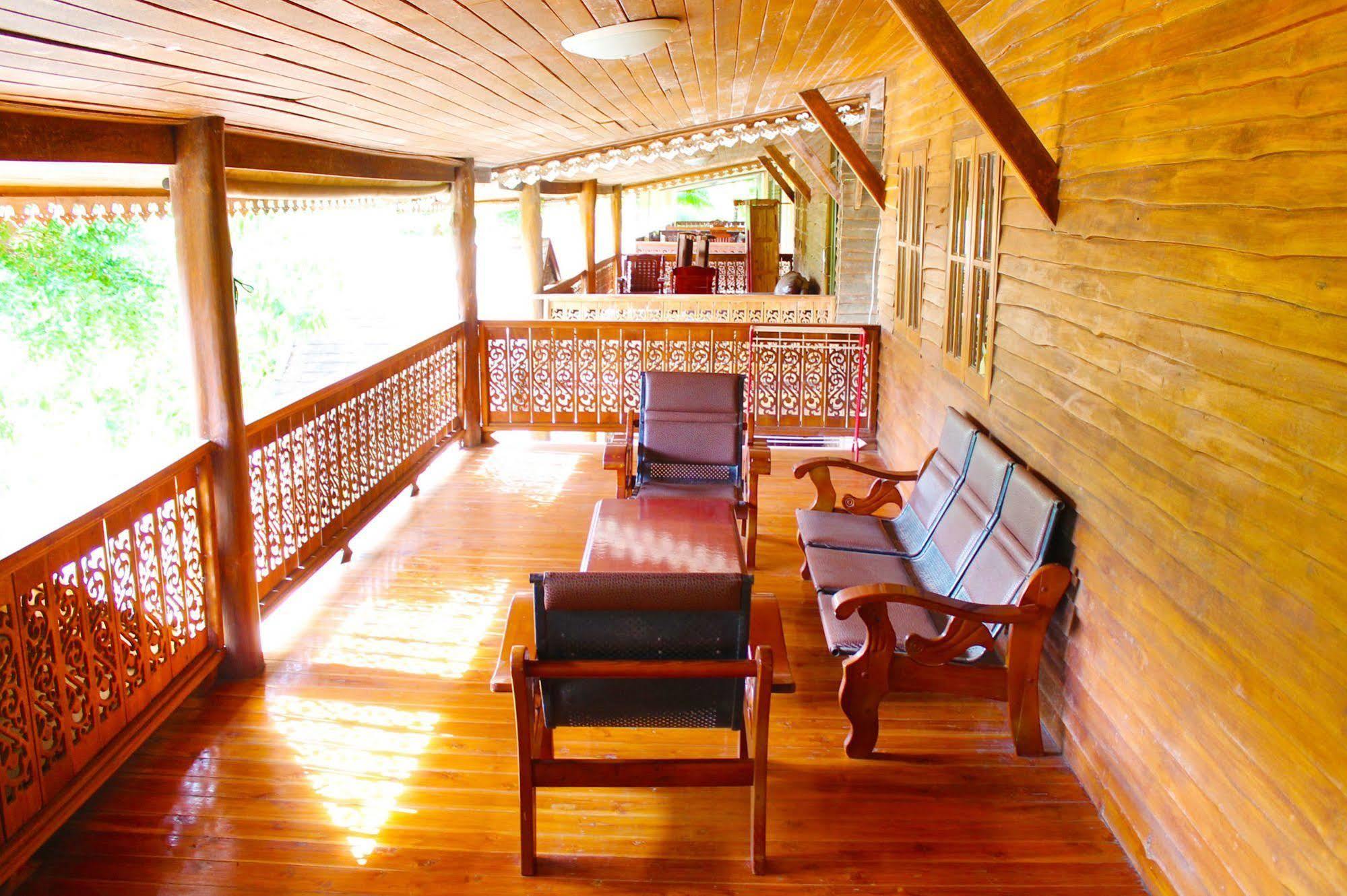 Yuwadee Resort Chalong Ngoại thất bức ảnh